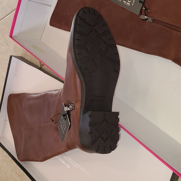 NWT Vince Camuto Boots - Picture 13 of 15